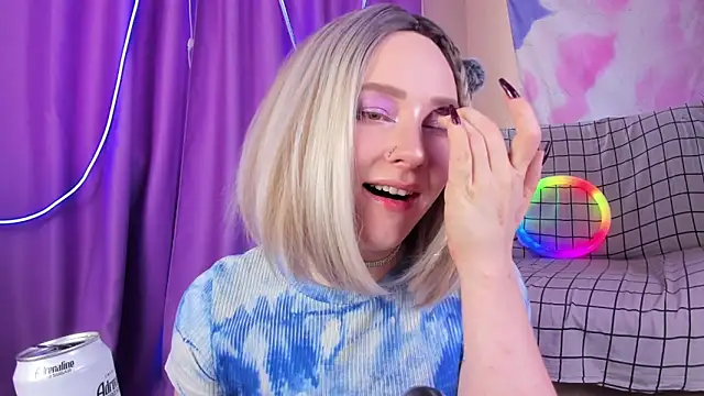 Lexy Lovy online show from September 18, 6:27 am