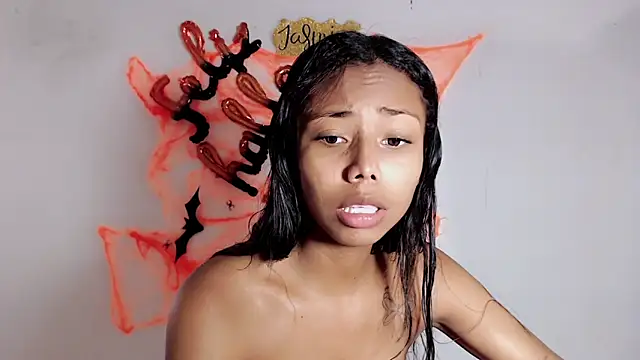 jasmin brunette  online show from October 9, 1:00 pm