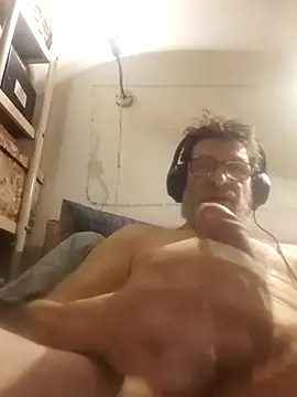 Snapshot of felice66 chatting on February 16, 3:04 am felice66 online show from February 16, 3:04 am