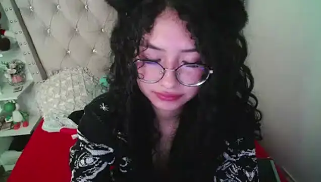 CherieCurl online show from December 17, 3:17 pm