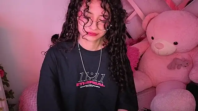 CherieCurl online show from May 26, 3:32 pm