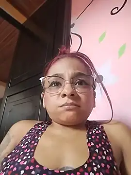 Lauren Hills069 online show from July 21, 10:55 pm