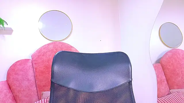 LilithSmith  online show from February 16, 11:42 am