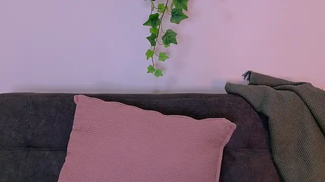 LilithSmith  online show from February 21, 11:45 am