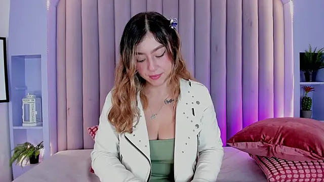 LilithSmith  online show from November 7, 11:37 am