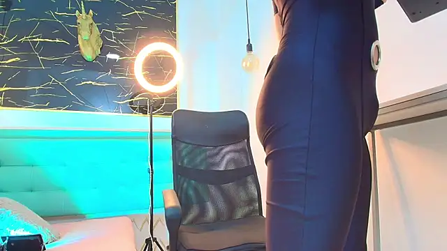 Bella salvatore online show from November 20, 8:53 pm