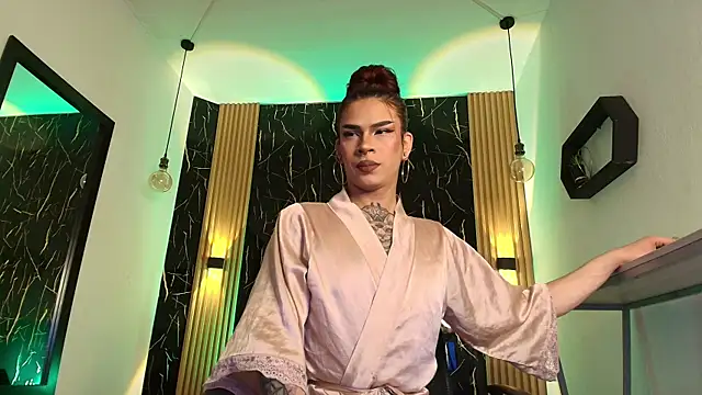 Bella salvatore online show from April 13, 8:13 pm