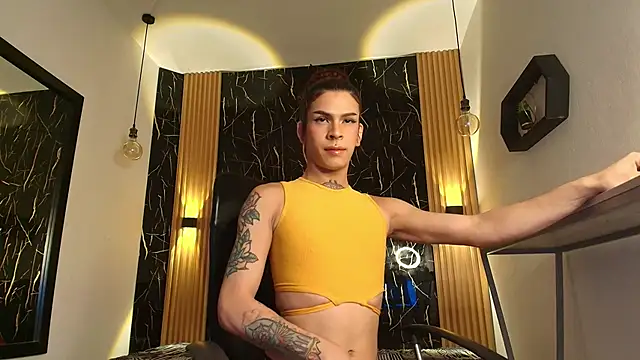 Bella salvatore online show from May 5, 8:56 pm