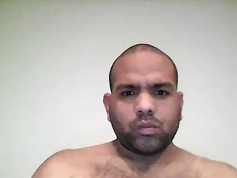 lukacavani33 online show from June 2, 8:25 am