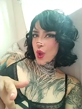 taaylor33 online show from April 16, 10:12 pm