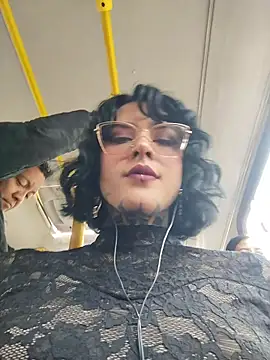 taaylor33 online show from February 8, 7:22 pm