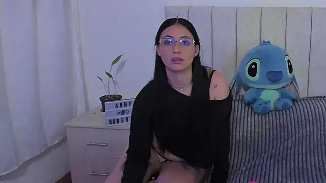 anny roberts online show from December 4, 11:15 pm