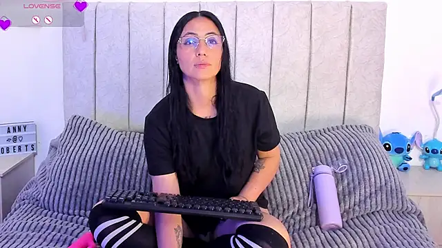 anny roberts online show from November 14, 11:08 pm