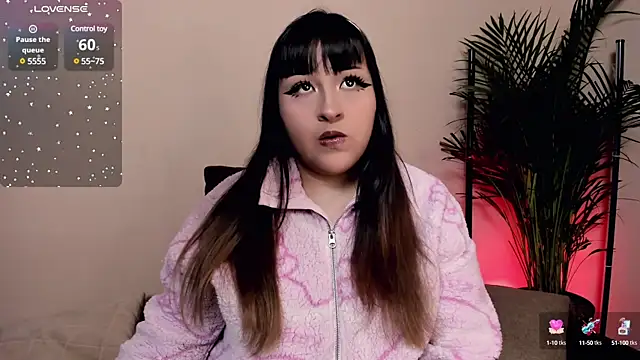 sara  lynn online show from March 9, 2:50 am