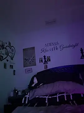 DeeLight124 online show from March 7, 7:26 am