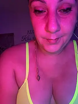 DeeLight124 online show from April 12, 5:22 am