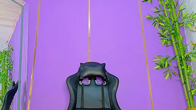 scarlet-jonesx online show from October 25, 12:21 am