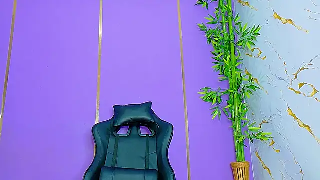 scarlet-jonesx online show from September 24, 4:57 pm