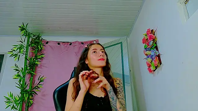 scarlet-jonesx online show from March 21, 4:35 am