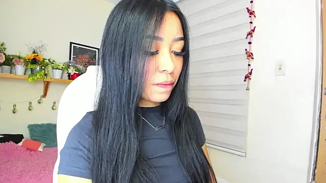 Snapshot of Starliee__ chatting on January 23, 11:47 pm Starliee online show from January 23, 11:47 pm
