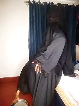 Snapshot of Hot-zeenah chatting on February 9, 9:26 am Hot-zeenah online show from February 9, 9:26 am