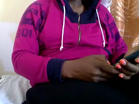 Snapshot of Hot-zeenah chatting on September 14, 8:04 am Hot-zeenah online show from September 14, 8:04 am