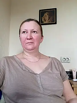 Snapshot of blondyaguar chatting on February 28, 9:04 am blondyaguar online show from February 28, 9:04 am