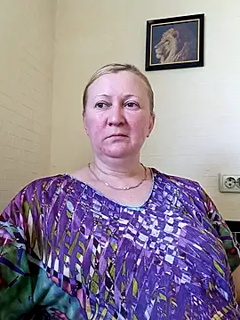 blondyaguar online show from July 27, 7:04 am