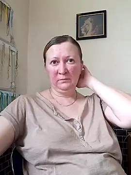 blondyaguar online show from December 19, 8:27 am