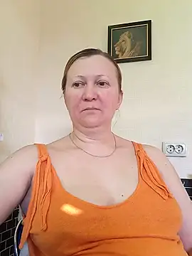 Snapshot of blondyaguar chatting on February 21, 2:16 pm blondyaguar online show from February 21, 2:16 pm