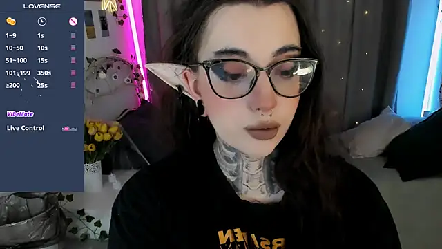 Dixi Pixi  online show from October 25, 5:50 am