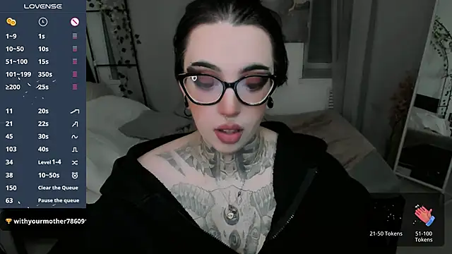 Snapshot of Dixi_Pixi_ chatting on June 5, 6:40 am Dixi Pixi online show from June 5, 6:40 am