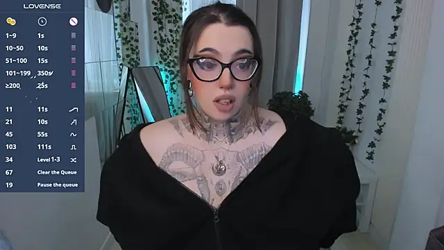 Dixi Pixi  online show from April 10, 5:47 am