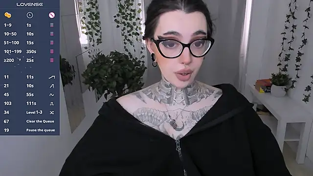 Dixi Pixi  online show from May 3, 5:34 am