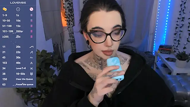 Snapshot of Dixi_Pixi_ chatting on June 11, 5:37 am Dixi Pixi online show from June 11, 5:37 am