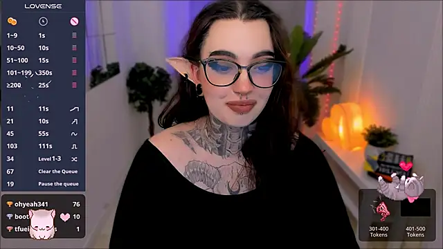 Snapshot of Dixi_Pixi_ chatting on March 20, 9:15 am Dixi Pixi online show from March 20, 9:15 am