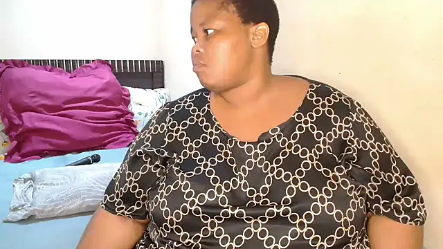 Snapshot of 19bootylicious chatting on February 17, 7:05 am 19bootylicious online show from February 17, 7:05 am