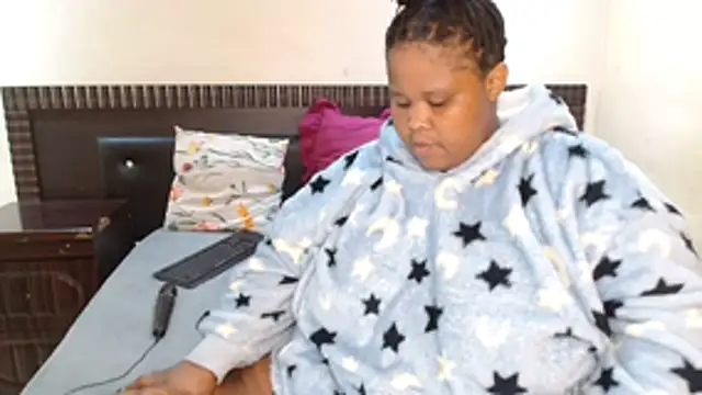 19bootylicious online show from June 19, 6:58 pm