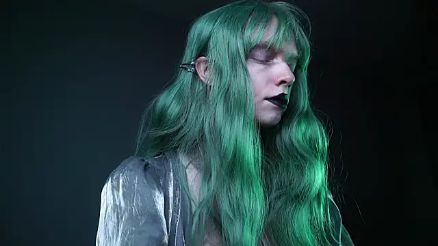 ginger hugs online show from March 25, 10:08 pm