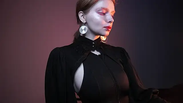 Snapshot of ginger_hugs chatting on March 12, 10:07 pm ginger hugs online show from March 12, 10:07 pm