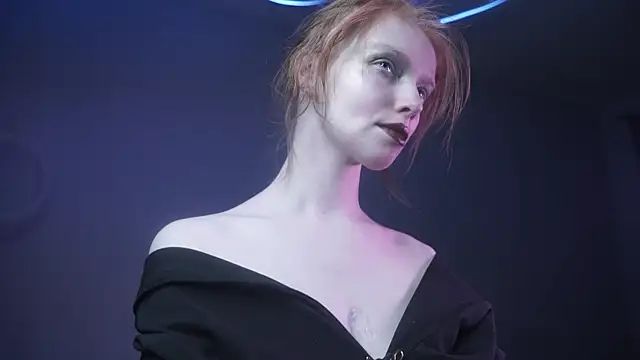 Snapshot of ginger_hugs chatting on October 4, 10:11 pm ginger hugs online show from October 4, 10:11 pm