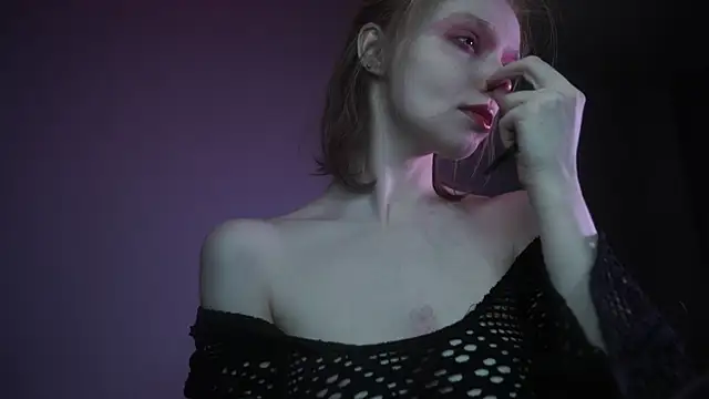 ginger hugs online show from October 21, 10:09 pm