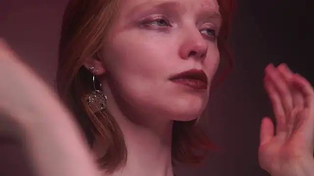 Snapshot of ginger_hugs chatting on September 25, 10:16 pm ginger hugs online show from September 25, 10:16 pm