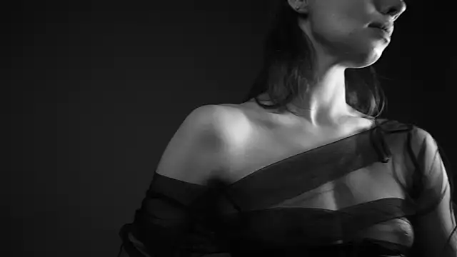 ginger hugs online show from April 26, 10:18 pm