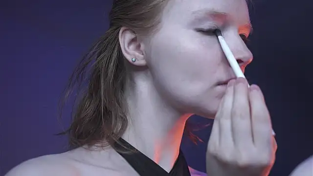 ginger hugs online show from November 2, 10:04 pm