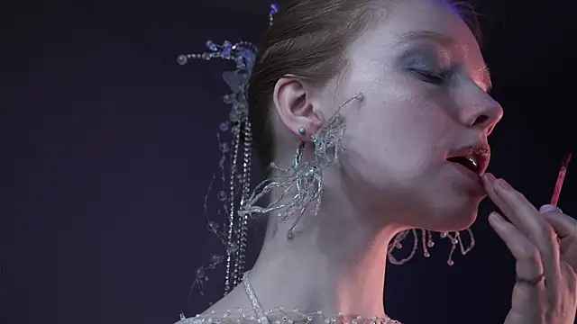 ginger hugs online show from February 17, 10:07 pm