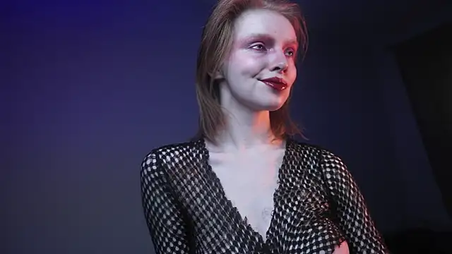 ginger hugs online show from November 30, 10:10 pm