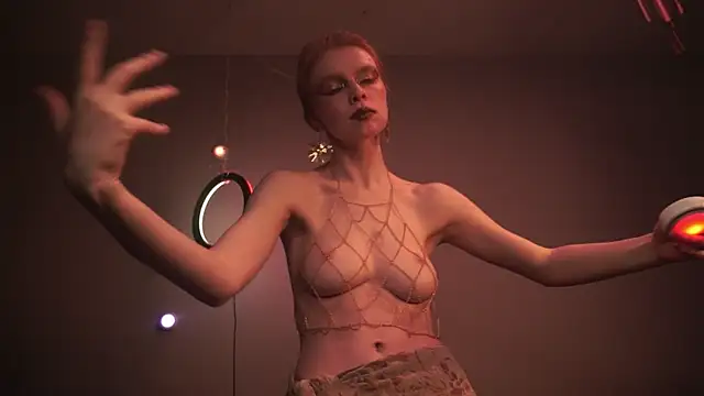 ginger hugs online show from January 14, 10:13 pm