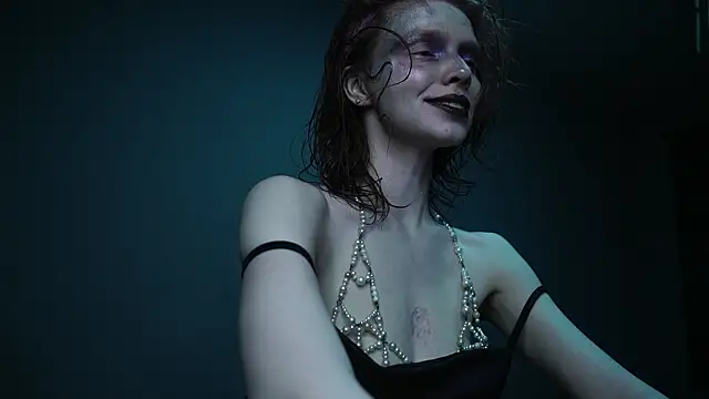 ginger hugs online show from March 19, 10:10 pm