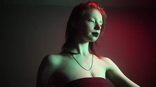 ginger hugs online show from June 12, 10:07 pm